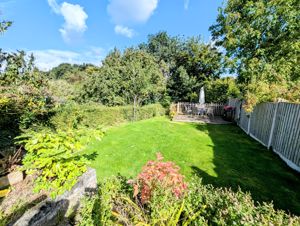 Photo 17- click for photo gallery